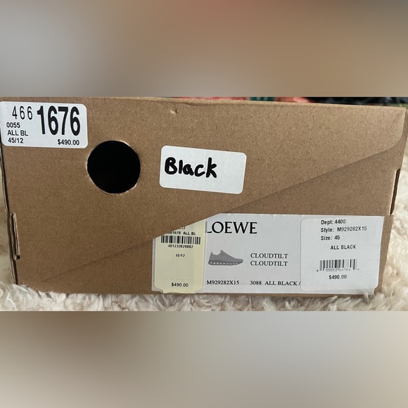 LOEWE / CLOUD COLLAB -SOLD OUT SNEAKERS - SIZE 12 MENS - Picture 3 of 3